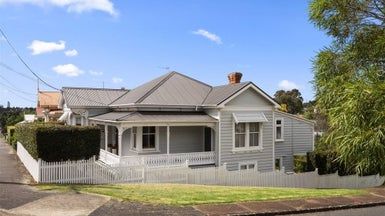  at 8 Shoal Bay Road, Devonport, Auckland
