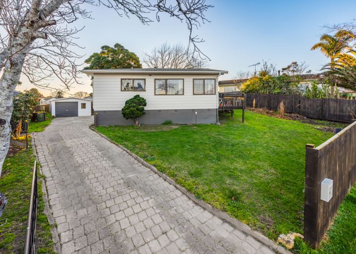  at 16 Limond Street, Randwick Park, Manukau City, Auckland