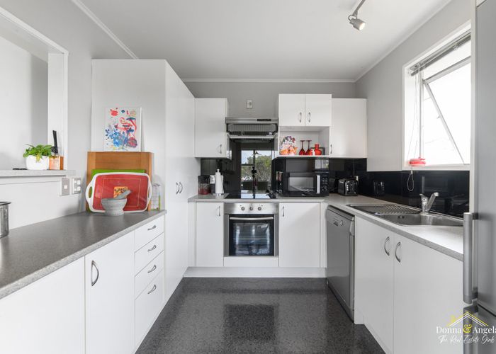  at 3/10 Mayville Avenue, New Lynn, Auckland