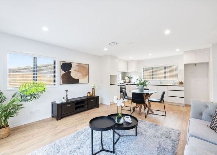  at 4/46 Vera Road, Te Atatu South, Waitakere City, Auckland