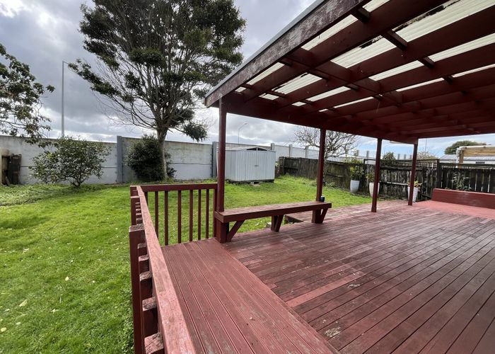  at 28 Cabello Place, Unsworth Heights, North Shore City, Auckland