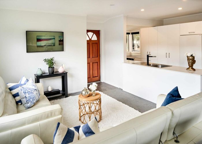  at 43B HICKS CLOSE, WHITBY, PORIRUA