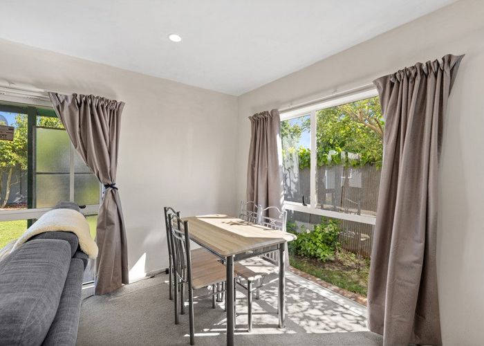  at 162a Harewood Road, Papanui, Christchurch City, Canterbury