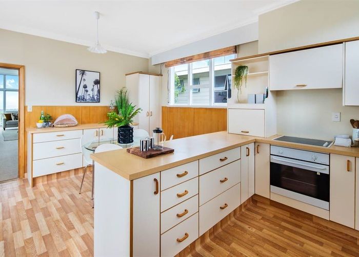  at 28 City View Grove, Harbour View, Lower Hutt, Wellington