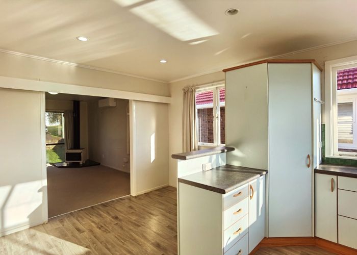  at 15 Whittle Place, New Windsor, Auckland City, Auckland