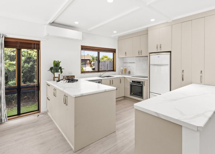  at 2 Bale Place, Havelock North, Havelock North