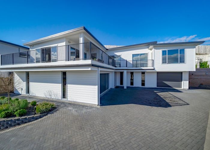  at 12 Gyle Place, Pyes Pa, Tauranga