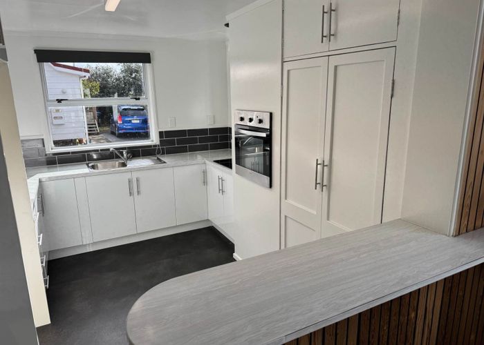  at 1/1095 Dominion Road, Mount Roskill, Auckland City, Auckland