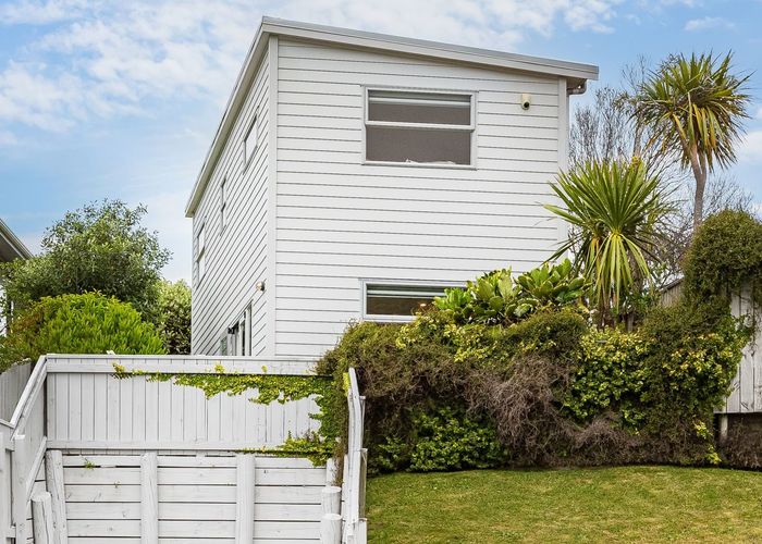  at 2A Hillary Street, Tawa, Wellington, Wellington