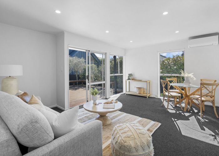  at 2/35A Wiggins Street, Sumner, Christchurch City, Canterbury