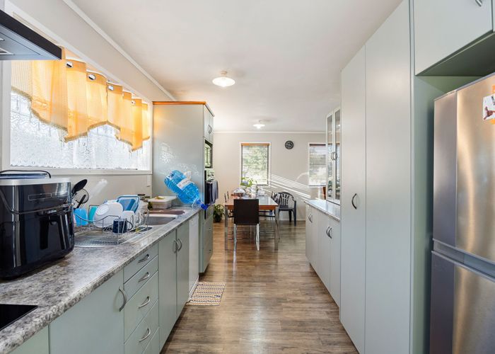  at 6 Denz Street, Maeroa, Hamilton, Waikato