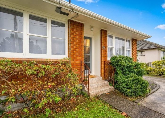  at 2/31a Mcparland Street, Ebdentown, Upper Hutt, Wellington