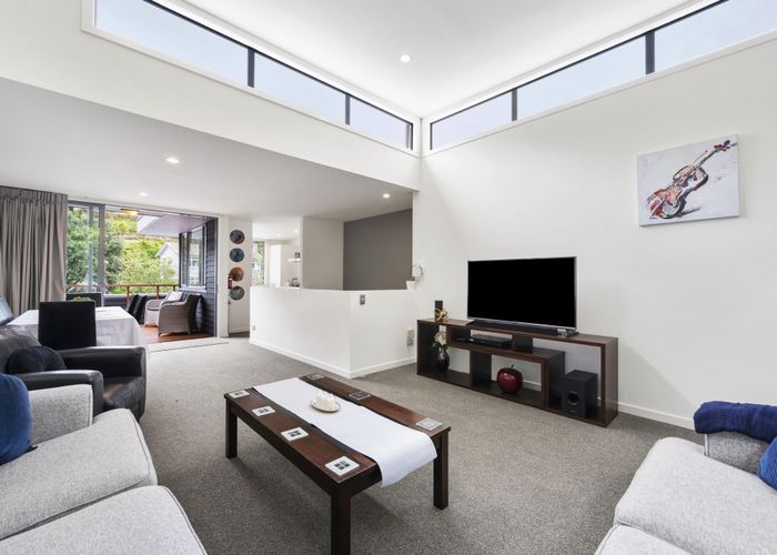  at 37C Ngaio Road, Kelburn, Wellington