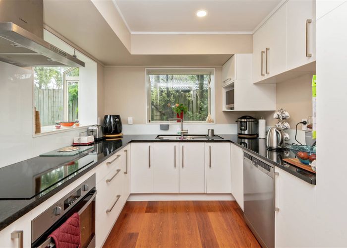  at 24 Frank Bunce Grove, Flat Bush, Auckland