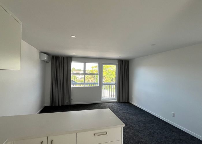  at 22 McDonald Crescent, Mount Wellington, Auckland City, Auckland