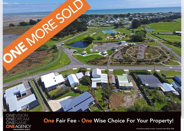  at 3 Nash Parade, Foxton Beach, Foxton