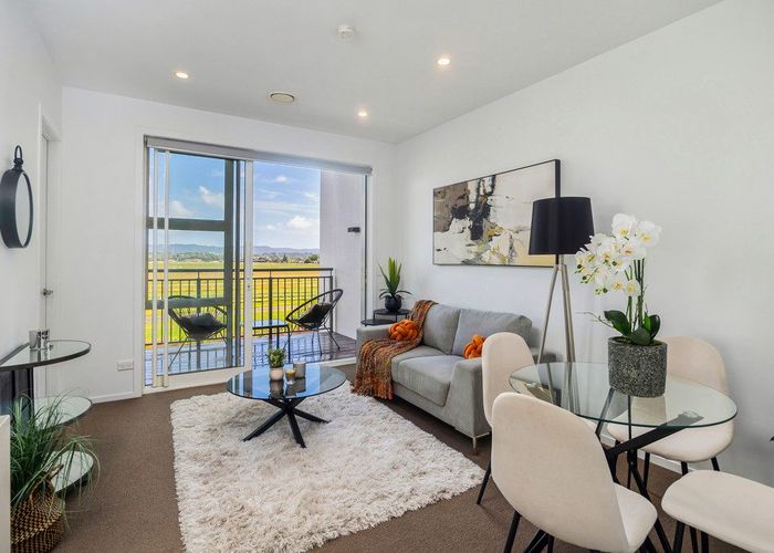  at 106/26A Racecourse Parade, Avondale, Auckland