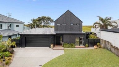  at 35 Malibu Key, Papamoa Beach, Papamoa