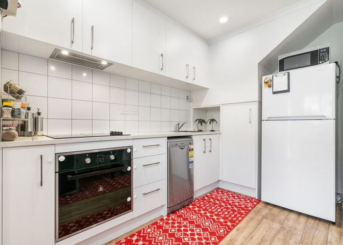  at 16 Pangu Way, Mangere, Manukau City, Auckland