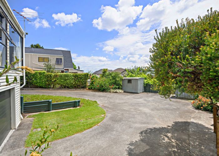  at 32 Derrimore Heights, Clover Park, Manukau City, Auckland