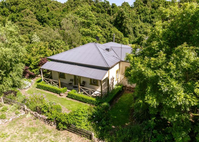  at 2111 Kahutara Road, Martinborough, South Wairarapa, Wellington