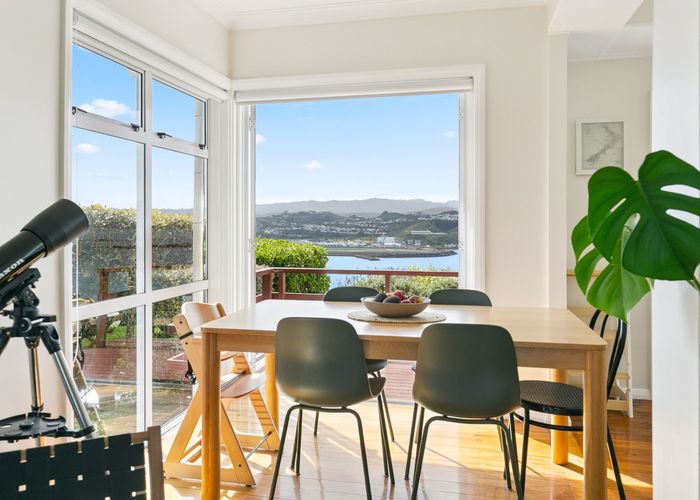  at 73 View Road, Houghton Bay, Wellington