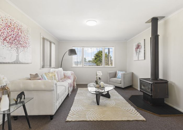  at 3 Rosehill Drive, Rosehill, Papakura, Auckland