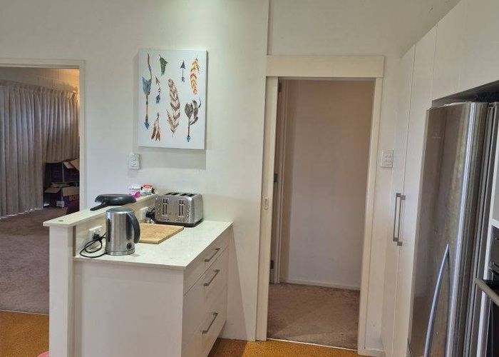  at 547 Glenfield Road, Glenfield, North Shore City, Auckland