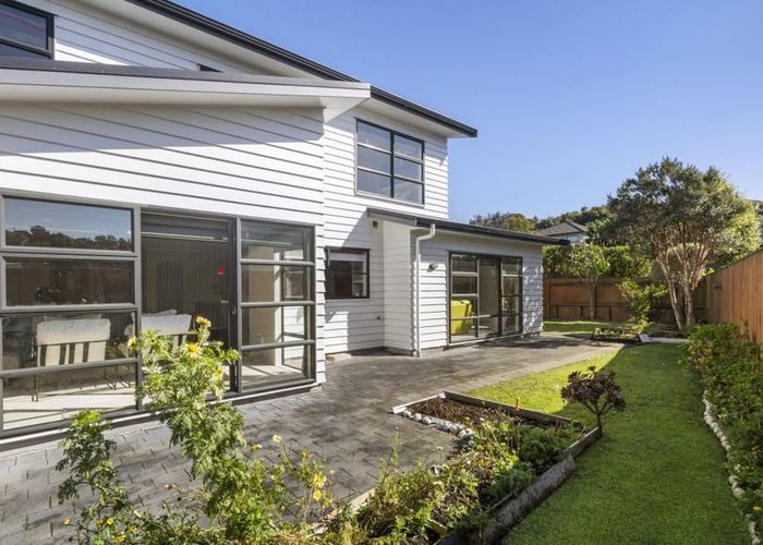  at 61 Te Puia Drive, Aotea, Porirua