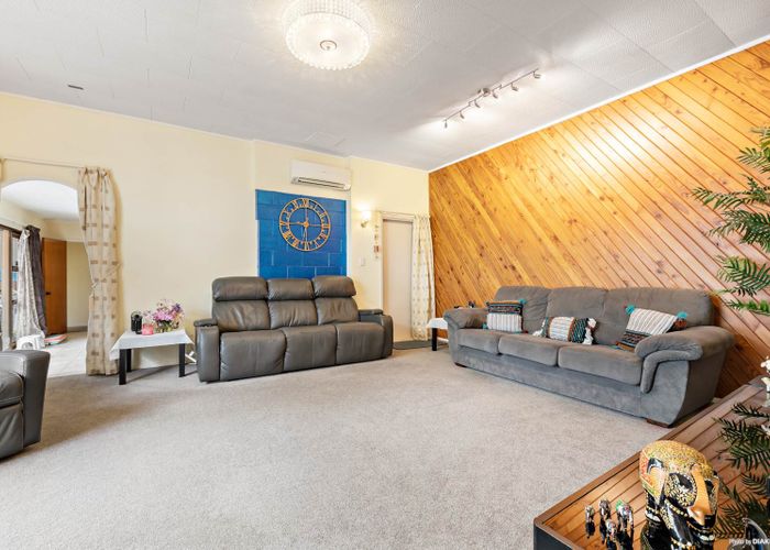  at 74 Priestley Drive, Bucklands Beach, Auckland