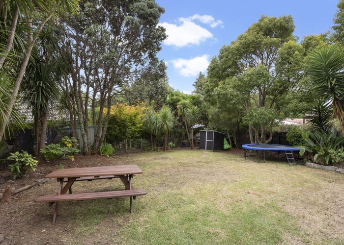  at 18 George Herring Place, Glen Eden, Auckland