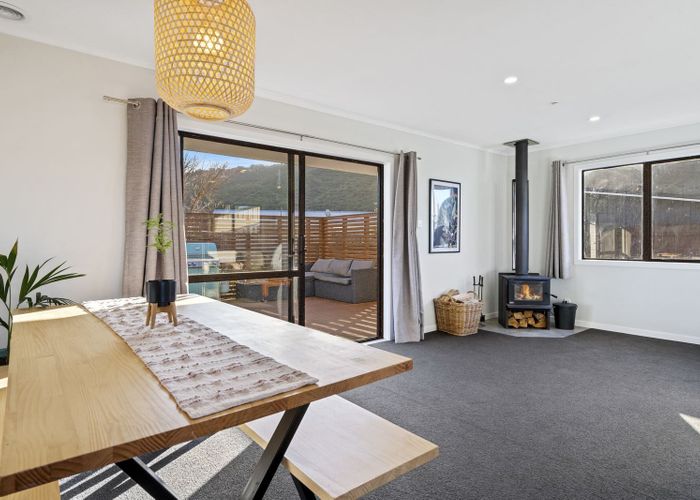  at 9 Laredo Grove, Totara Park, Upper Hutt