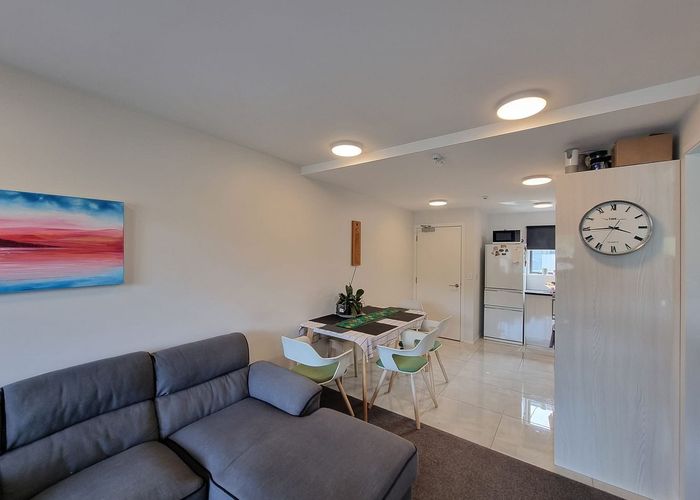  at 6/232 Main Road, Tawa, Wellington