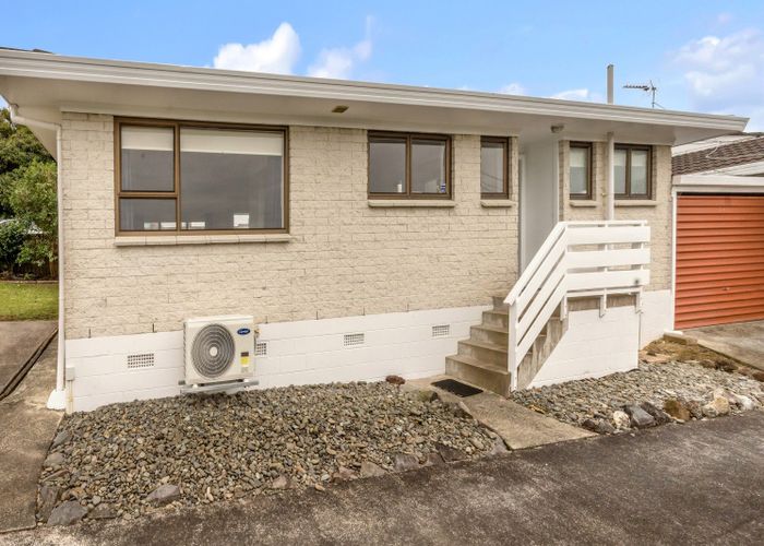  at 1/24 Waterloo Street, Howick, Auckland