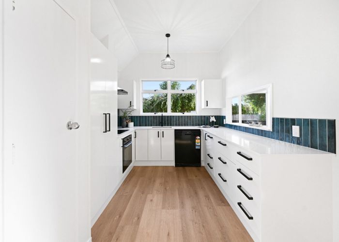  at 19 Morrow Avenue, Saint Andrews, Hamilton, Waikato