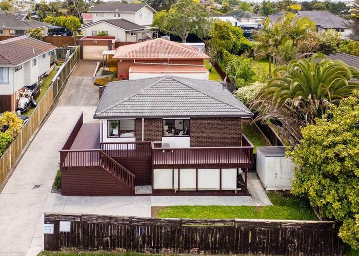  at 1/94 Prince Regent Drive, Half Moon Bay, Auckland