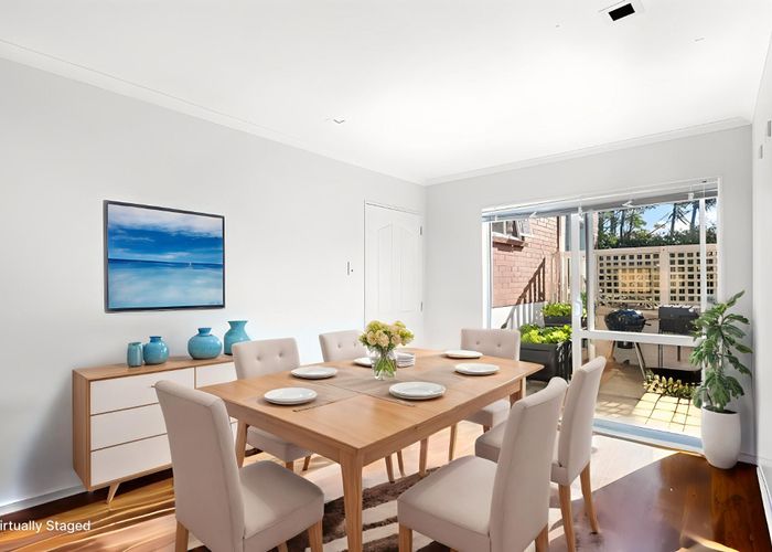  at 8 Te Wharau Drive, Greenhithe, North Shore City, Auckland