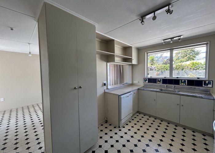  at Stoke, Nelson, Nelson / Tasman