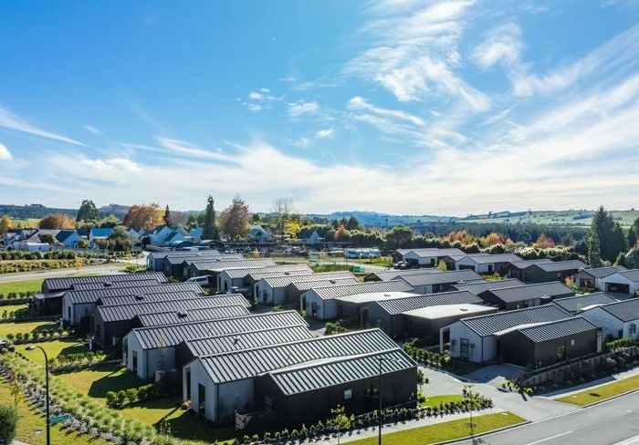  at 8 Sorrento Drive, Rangatira Park, Taupo