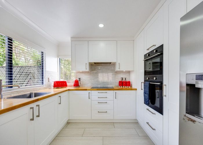  at 56 Ian Sage Avenue, Long Bay, North Shore City, Auckland