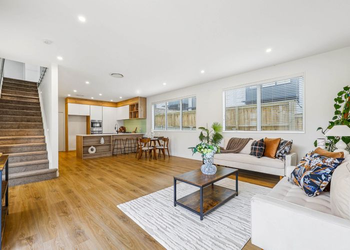  at 25b Tudor Road, Henderson, Waitakere City, Auckland