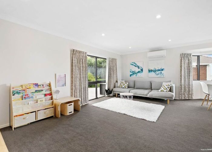  at 28 Kenneth Small Place, Remuera, Auckland