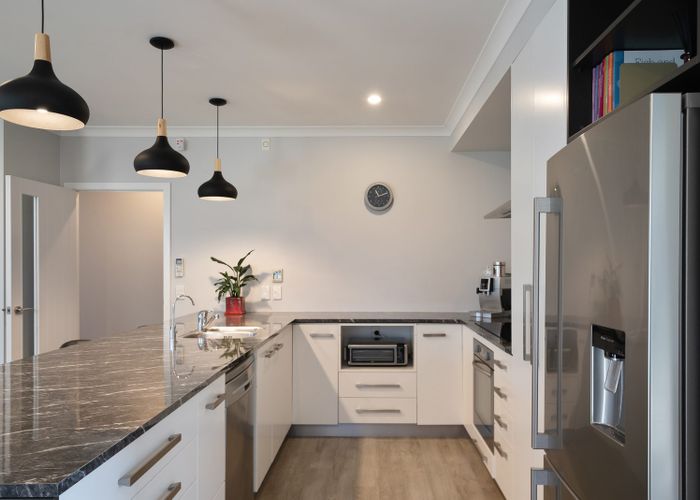 at 11 Paparoa Crescent, Aotea, Porirua
