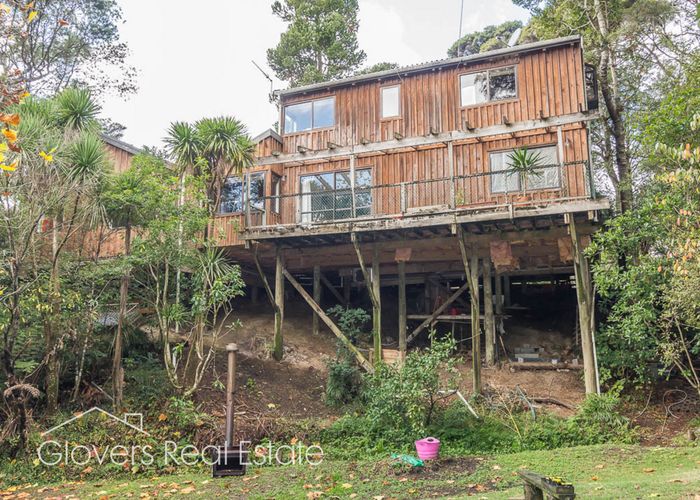  at 62 Woodfern Crescent, Titirangi, Auckland