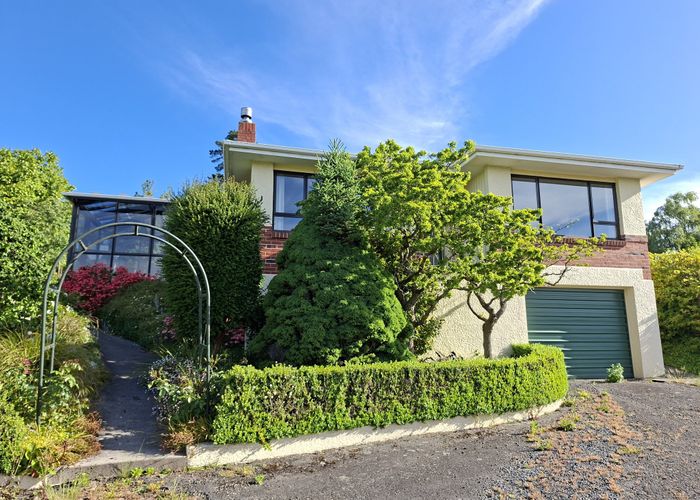  at 10 Braeside, Kinmont Park, Dunedin, Otago