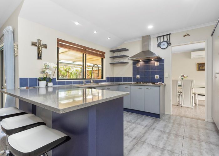  at 32 Croftview Road, Wattle Downs, Auckland