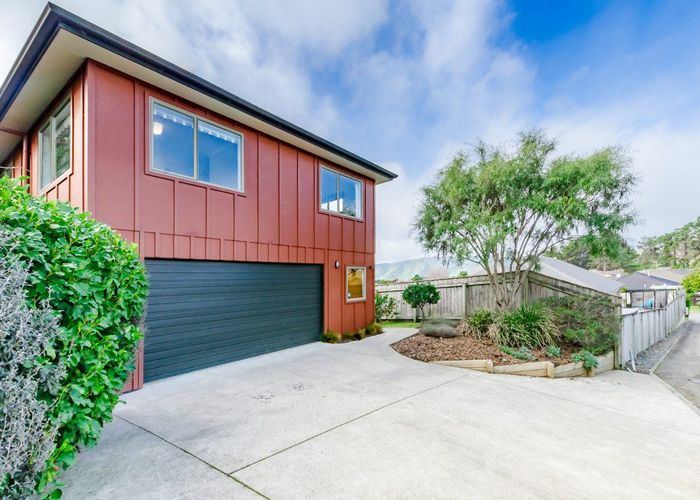  at 23 Ashleigh Way, Waikanae Beach, Waikanae