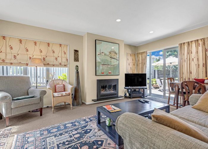  at 23 Ascot Avenue, Narrow Neck, Auckland