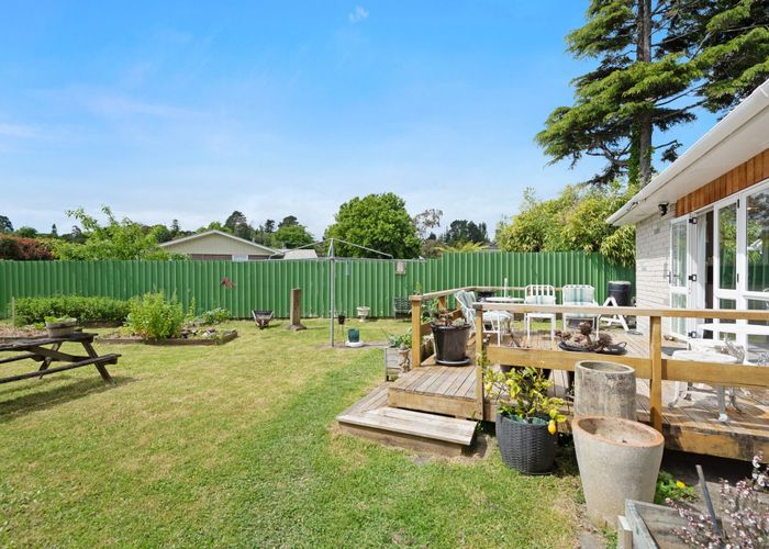  at 7 Ponderosa Grove, Maoribank, Upper Hutt