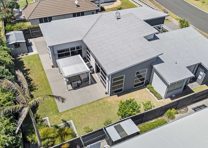  at 41 Pompano Key, Papamoa Beach, Papamoa